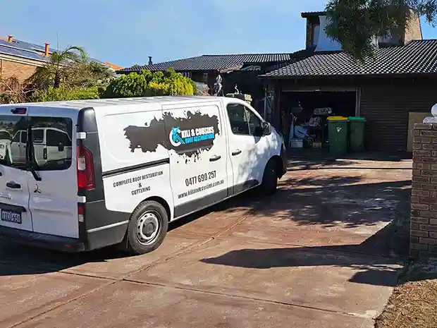 kili roofing truck-mini